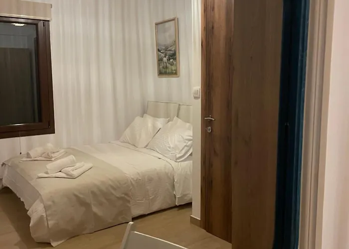 Calliοpe'S Home Szkiáthosz